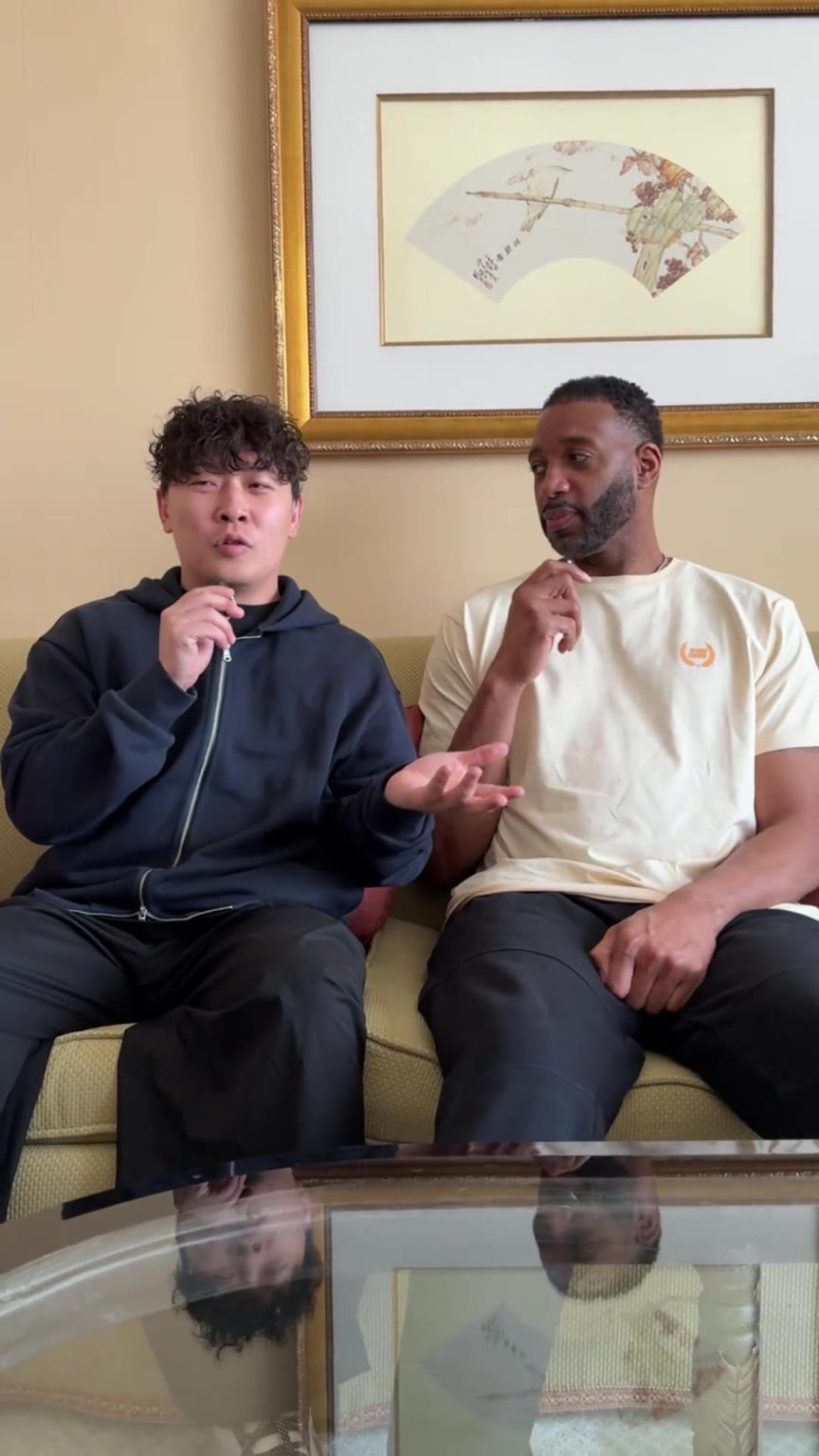 小伙子你真勇啊，在麥迪面前“那個，那個”的